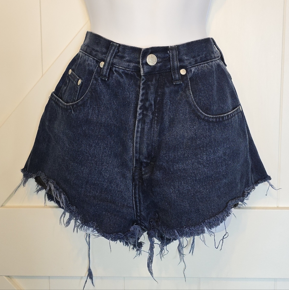 Vintage Jordache Women Denim Shorts Size High Rise Cutoff Frayed Fits 0 - 1 Y2K